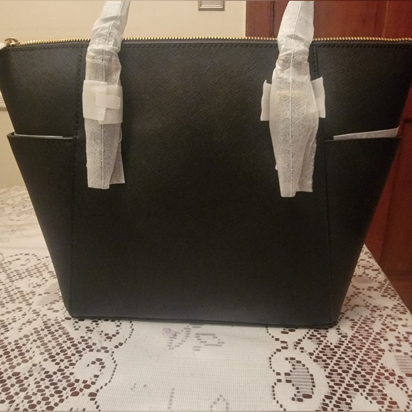 MICHAEL KORS - Picture 6 of 8